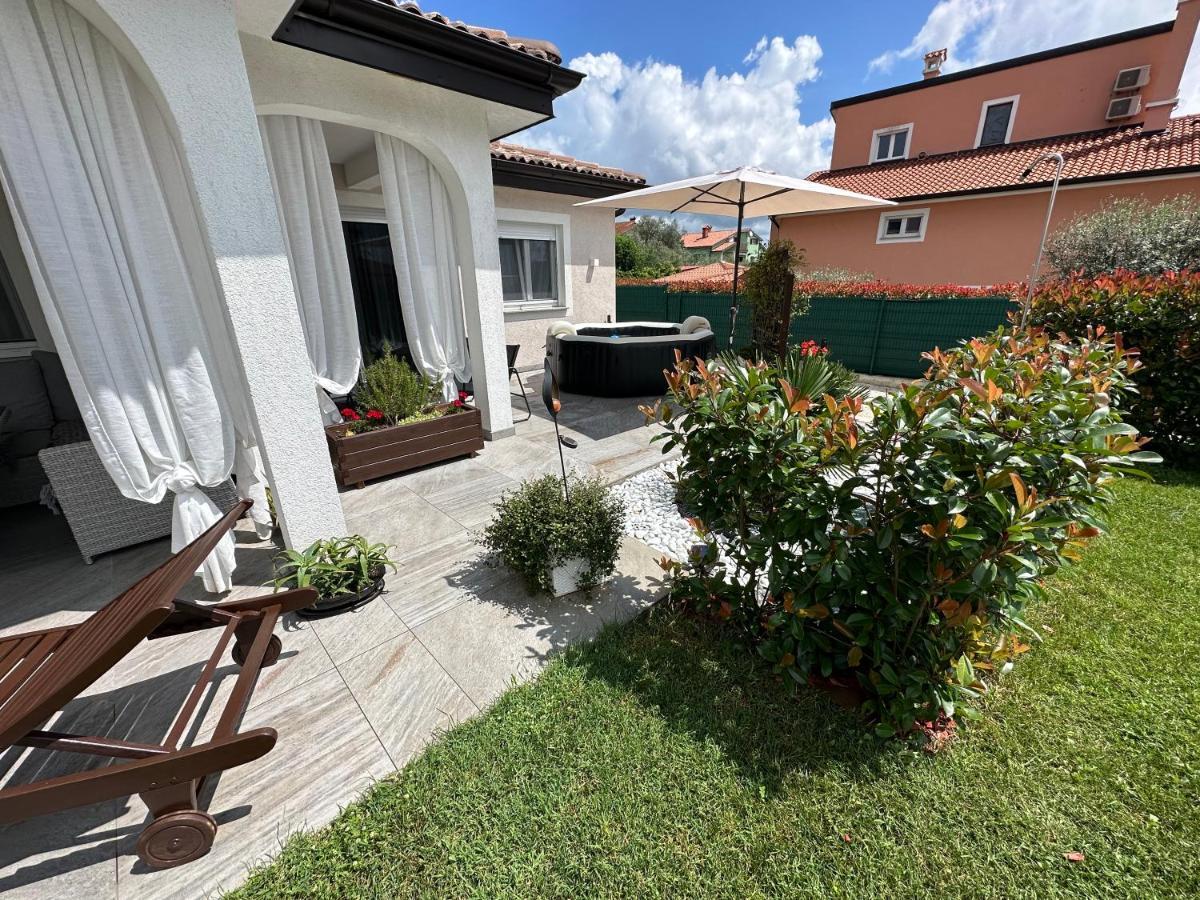 Villa Zonta Apartment Maremi With Private Jacuzzi Buje Luaran gambar